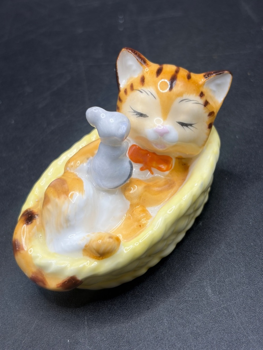 Napcoware Vintage Napco Porcelain Cat & Mouse in Basket Figurine Kawaii Figure